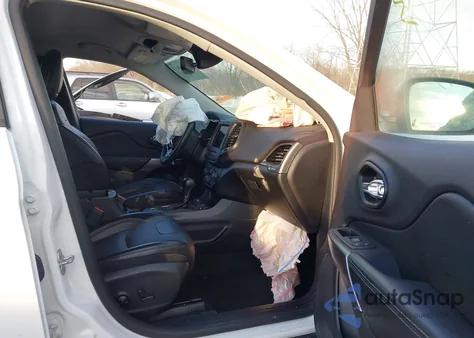 2022 Jeep Cherokee Latitude Lux 4X4 from USA, damaged, VIN 1C4PJMMN2ND541365